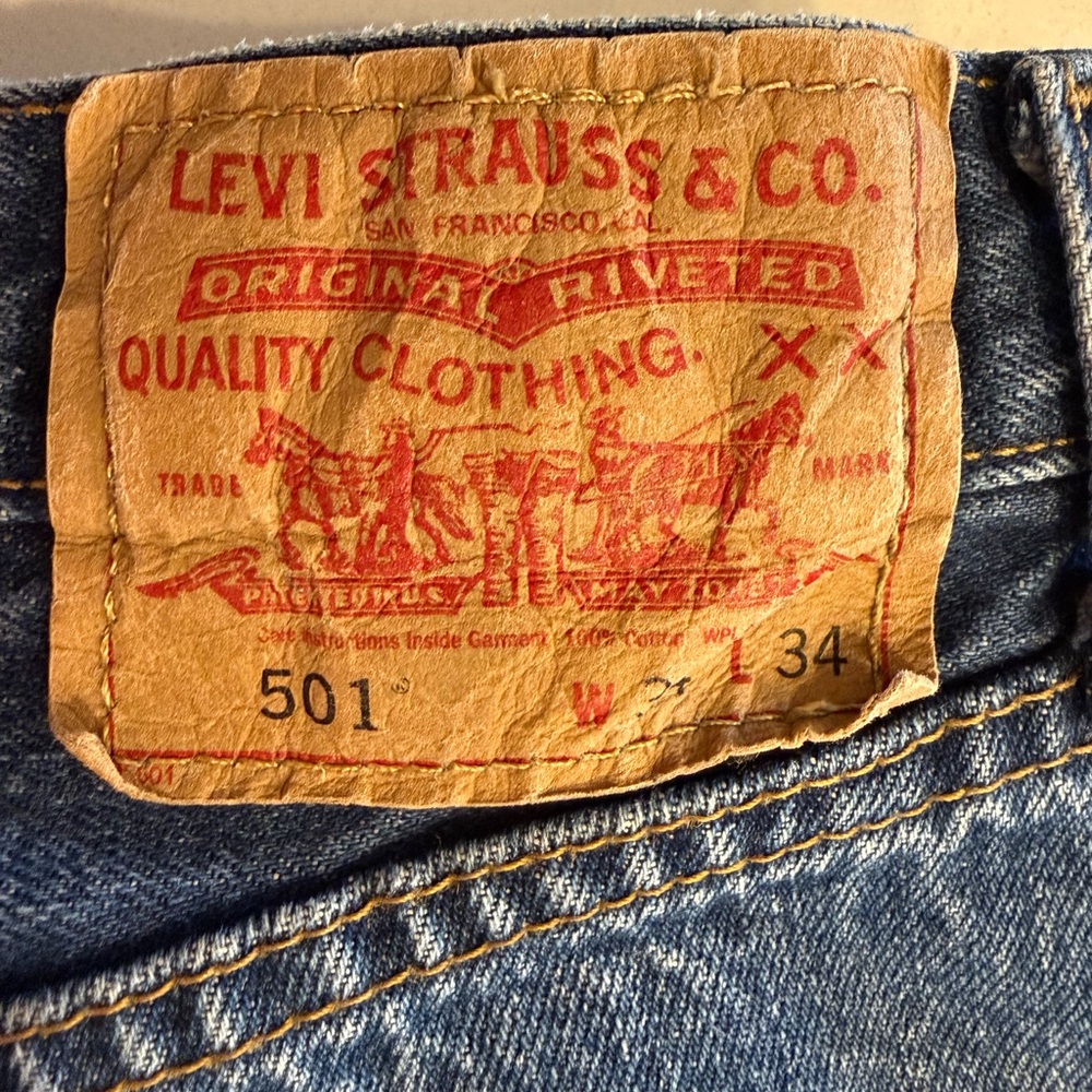 Levi's Classic Straight Blue Jeans